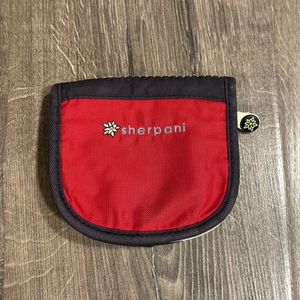 Sherpani Scarlet Nylon Zip Wallet